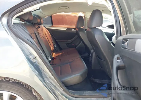 2014 Volkswagen Jetta 1.8T Se из США, поврежденный, VIN 3VWD17AJXEM292627